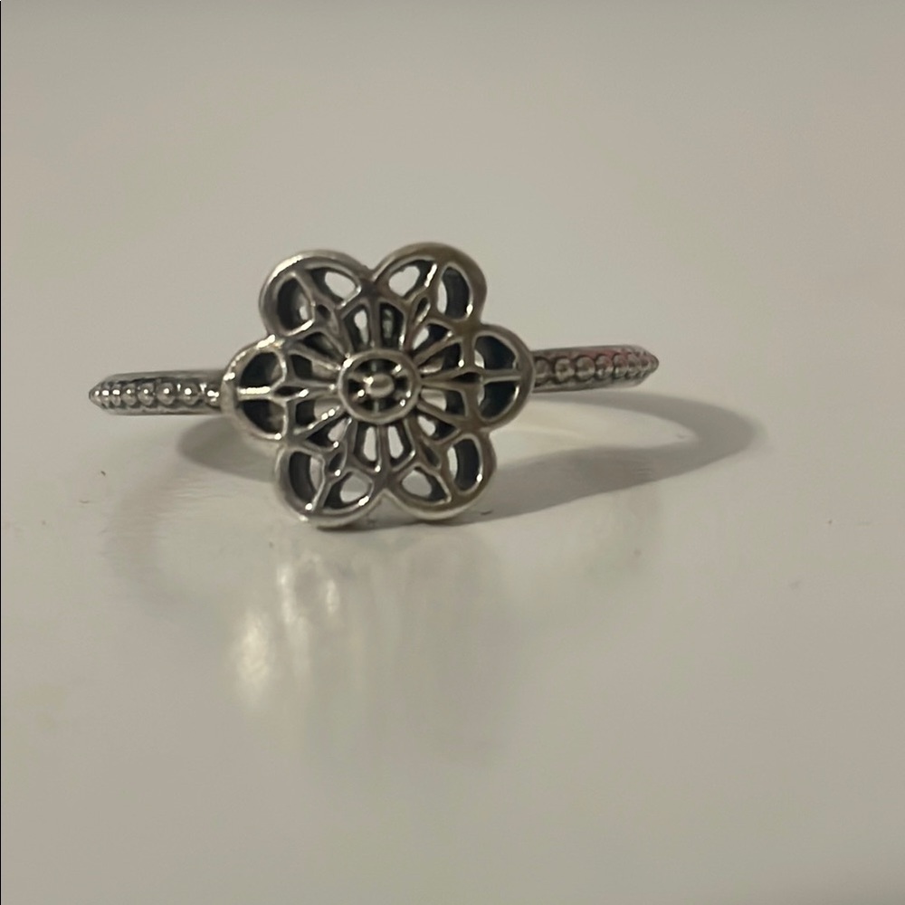 Pandora Floral Daisy Lace Ring